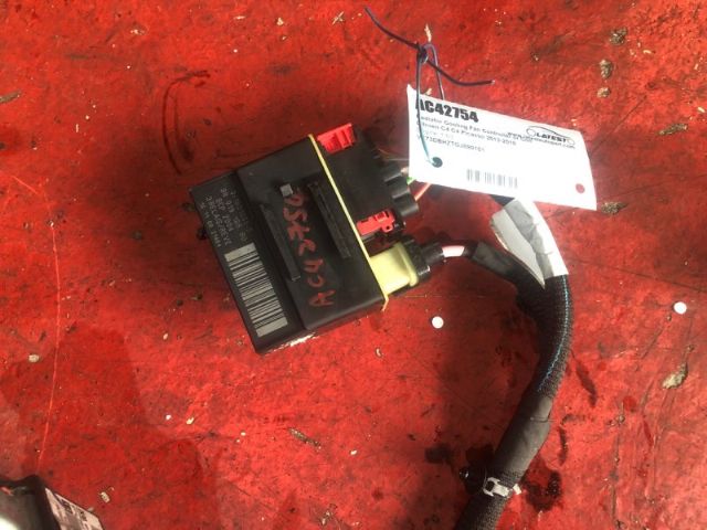 Citroen C4 C4 Picasso 2013-2018 Radiator Cooling Fan Controller or Computer