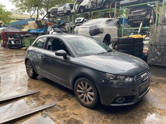 Audi A1 8X 2010-2011